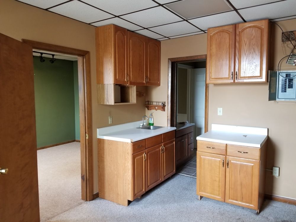 145 1st Dr NE, New Philadelphia, OH 44663